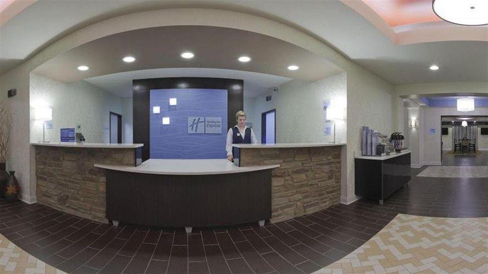 Holiday Inn Express Fulton By Ihg Exterior foto